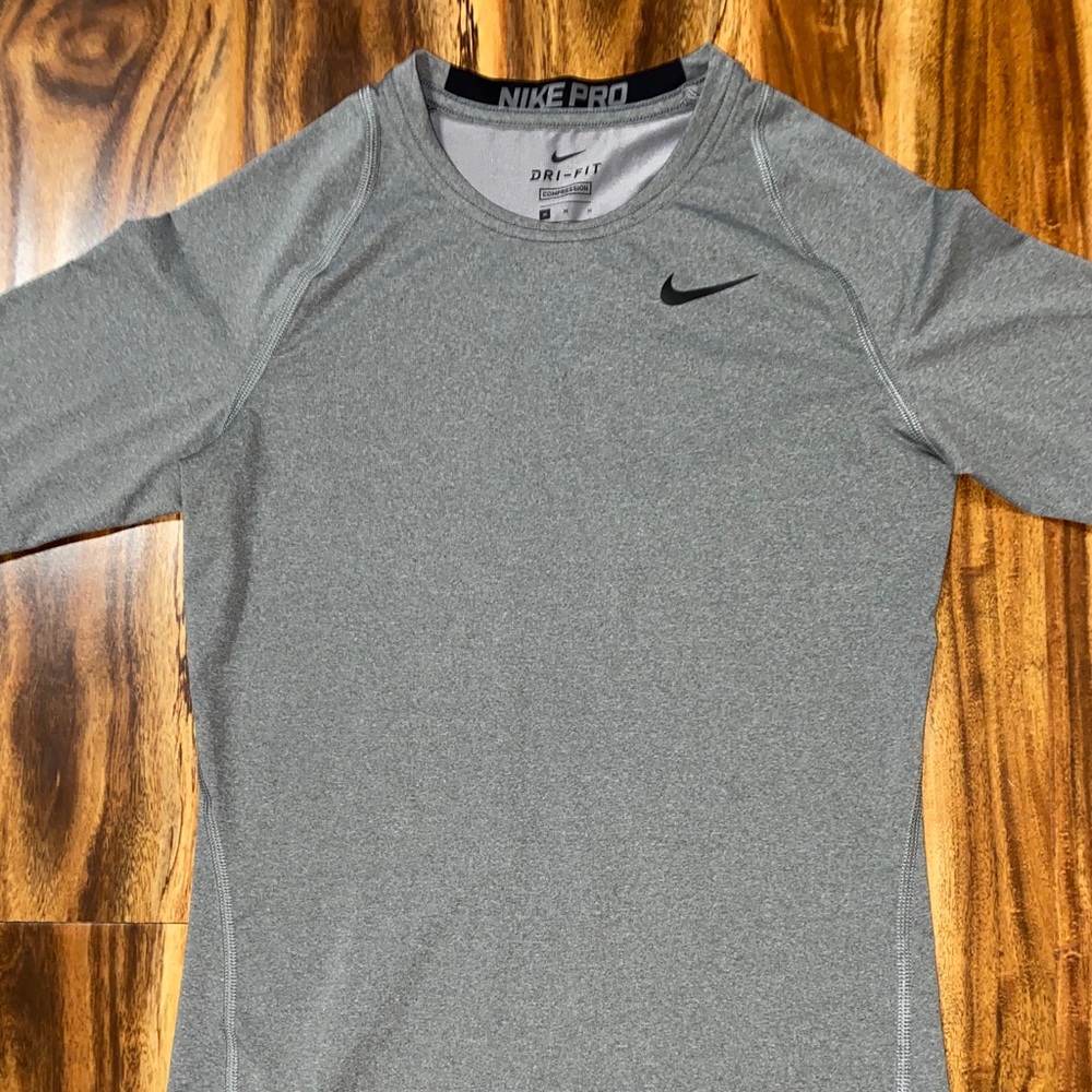 NIKE PRO: MEN’S DRI FIT COMPRESSION SHIRT